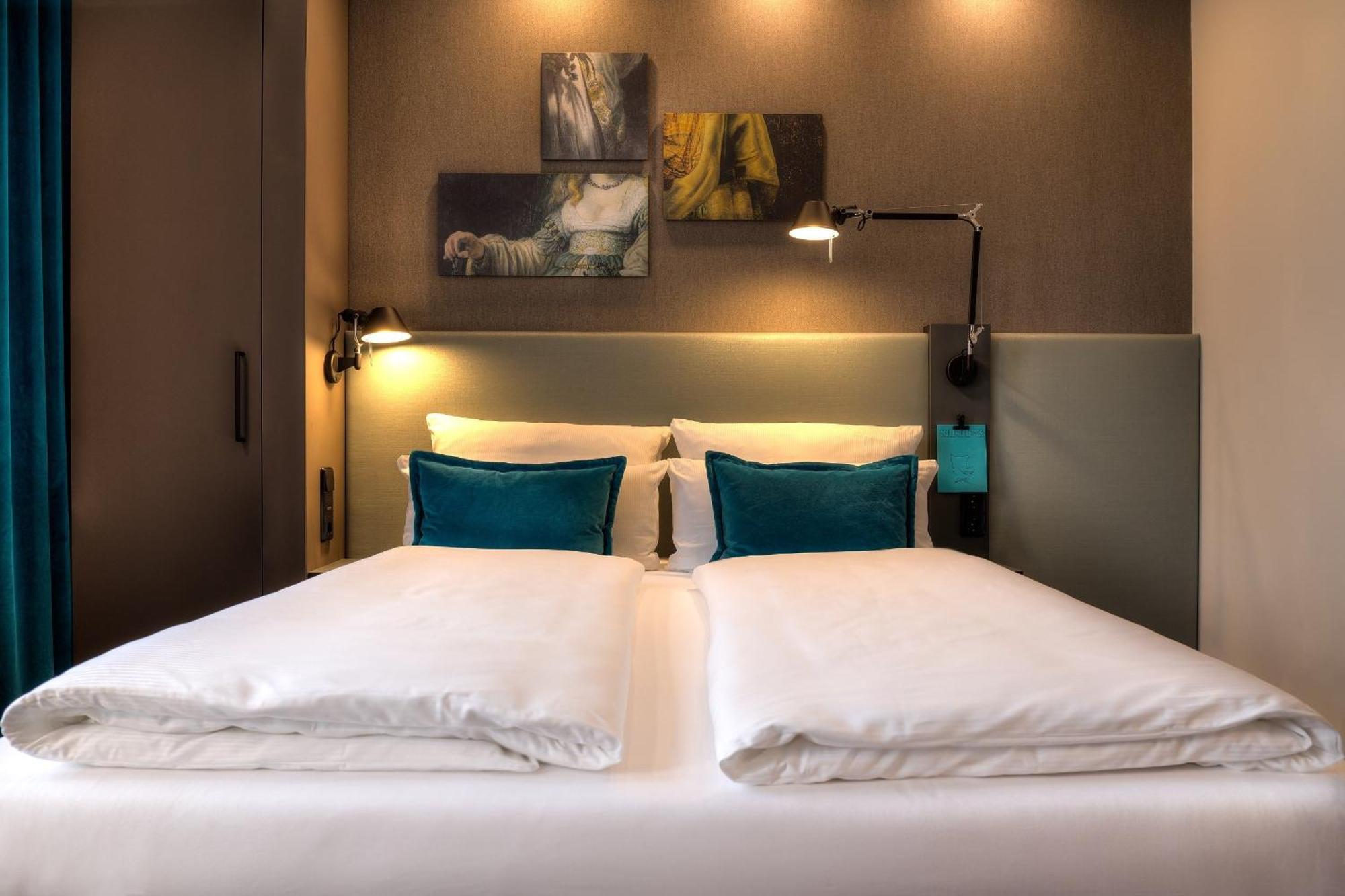 Motel One Amsterdam-Waterlooplein Esterno foto