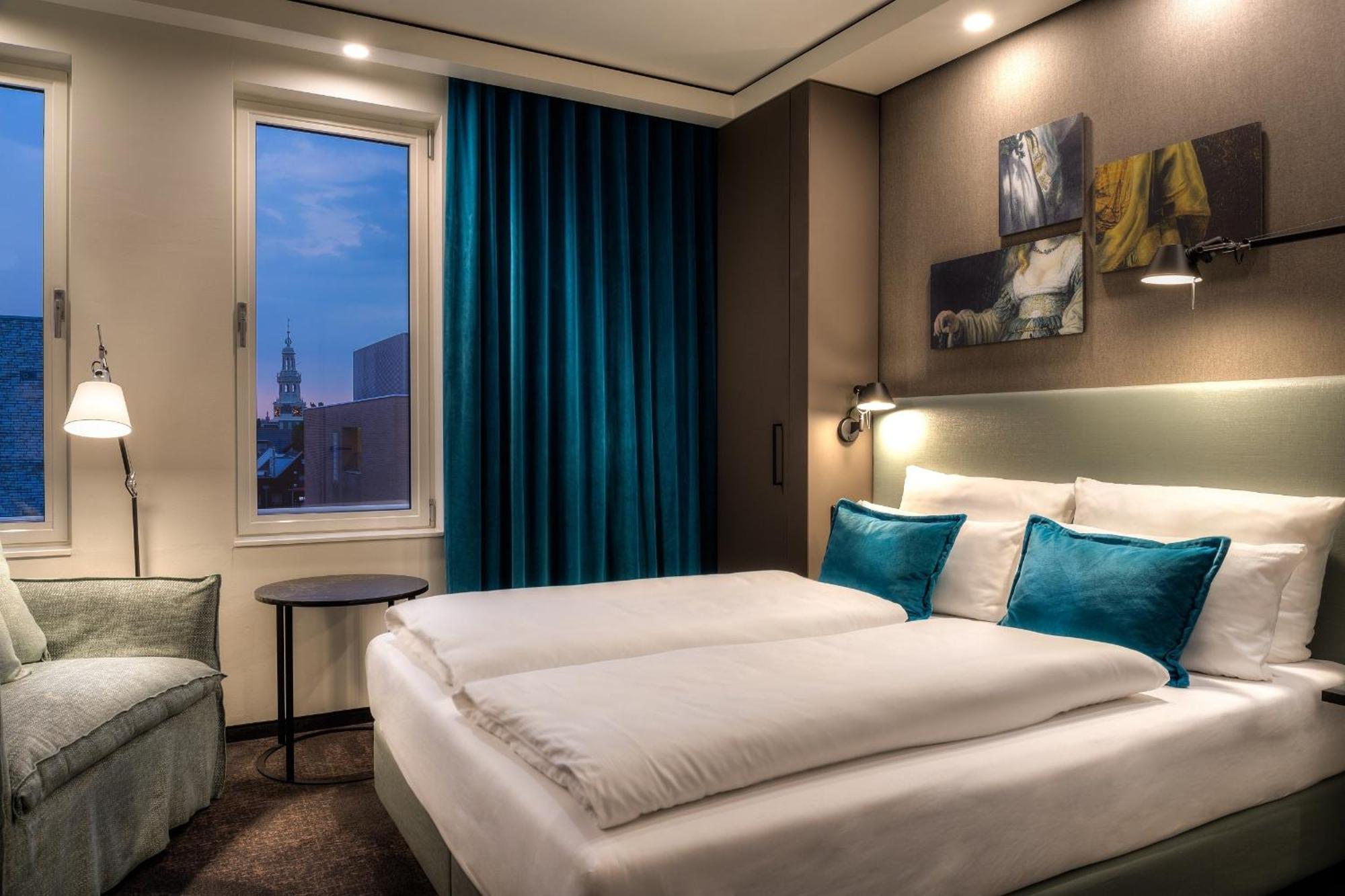 Motel One Amsterdam-Waterlooplein Esterno foto