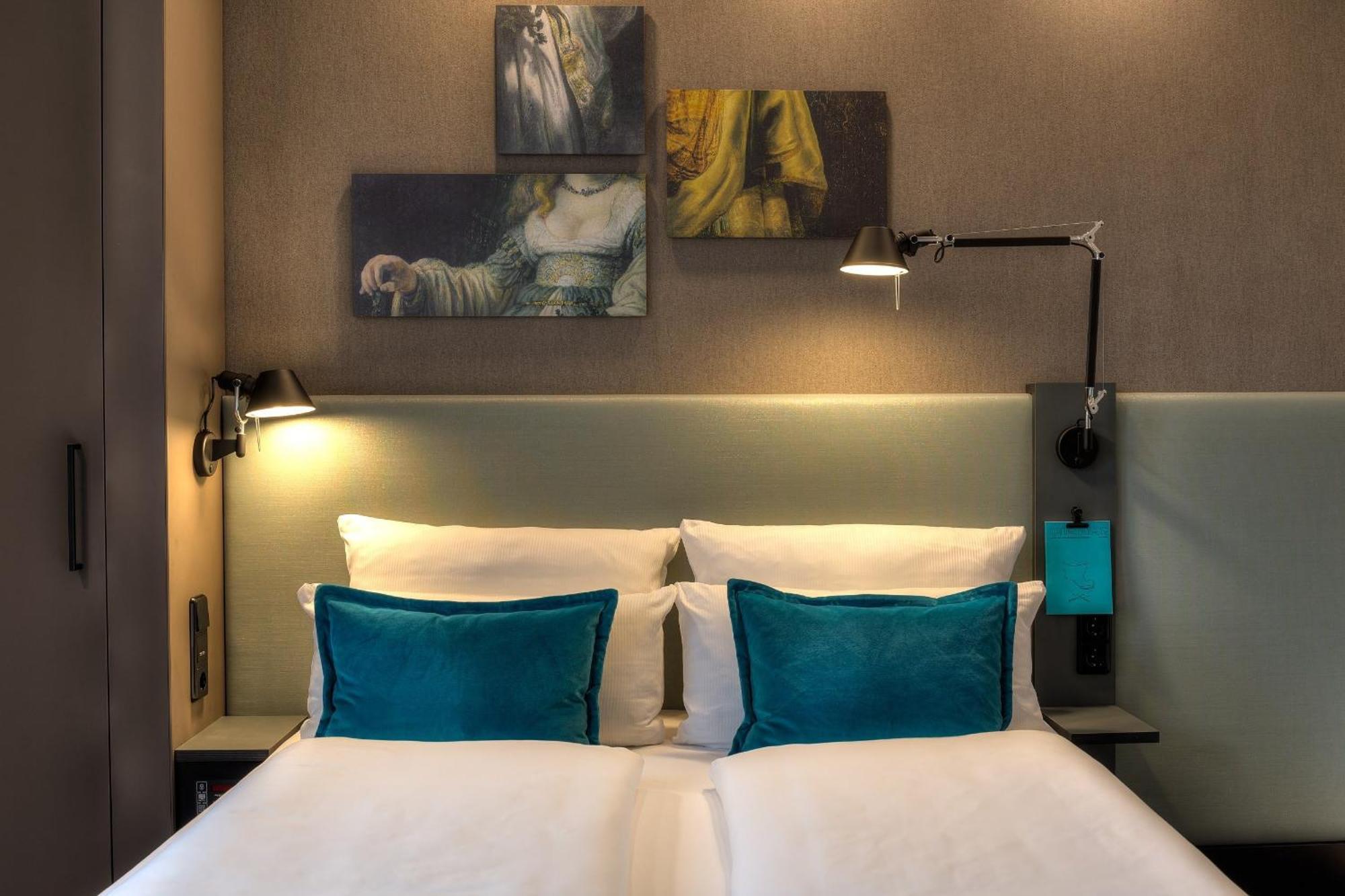 Motel One Amsterdam-Waterlooplein Esterno foto